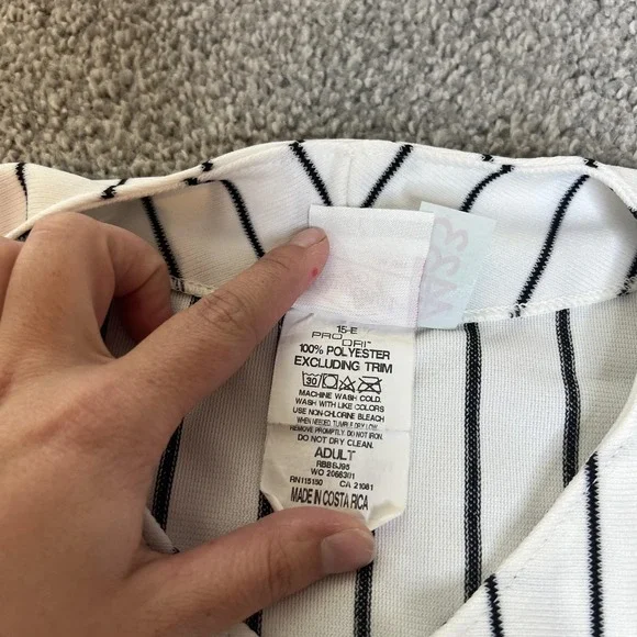 Sox Jersey Mens Medium White Black Baseball Pinstripe Button Front 18 Sleeveless - Picture 7 of 13